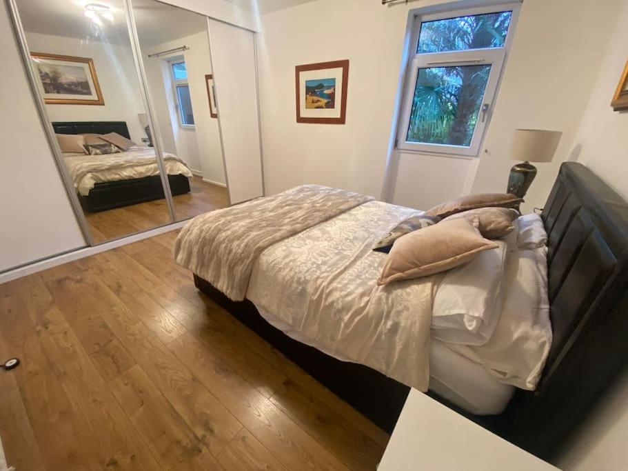 London City Retreat Escape In Oval - Elephant & Castle Екстер'єр фото