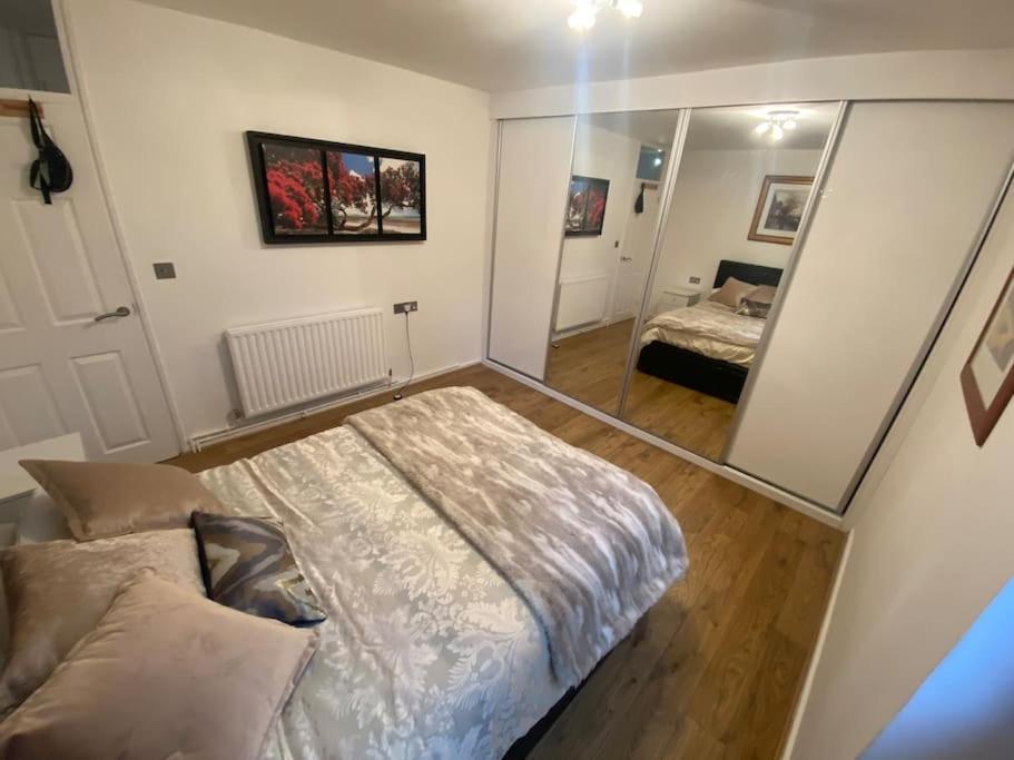 London City Retreat Escape In Oval - Elephant & Castle Екстер'єр фото